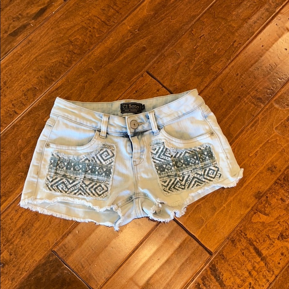 Ladies shorts